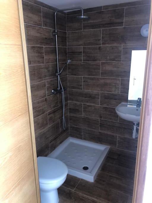 Gezellige Villa Met Prachtig Zicht En Zwembad Arona  Esterno foto