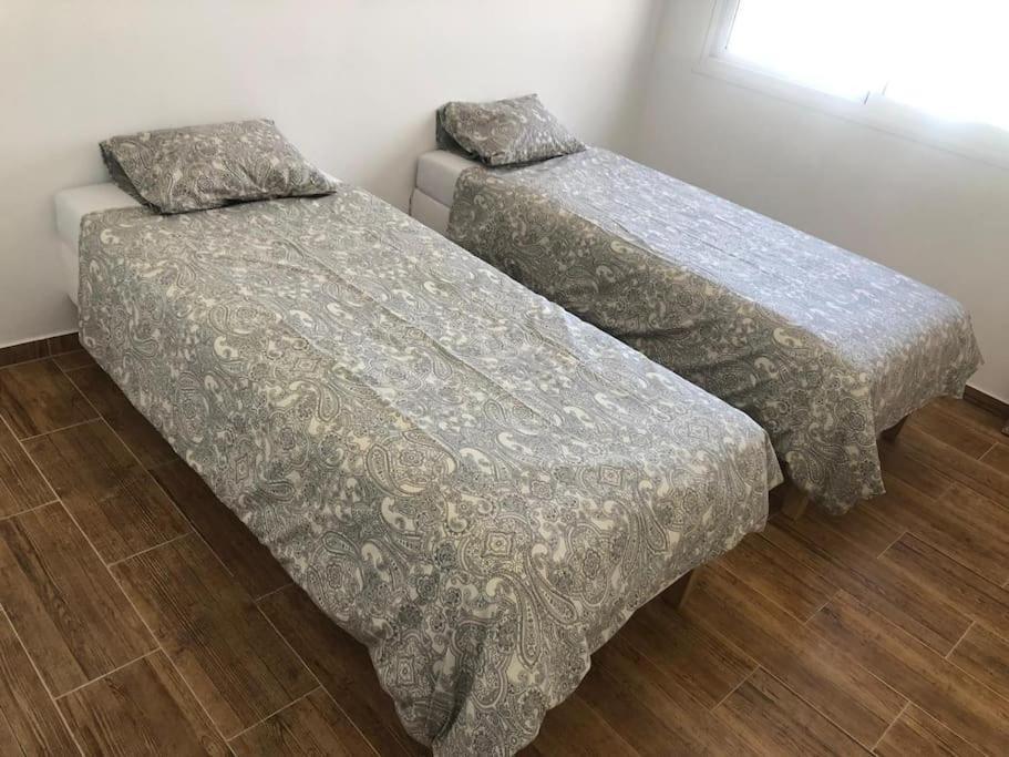 Gezellige Villa Met Prachtig Zicht En Zwembad Arona  Esterno foto